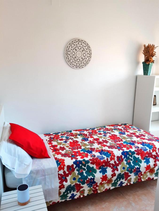 Apartamento Orient En Palamos Tercera Linea De Mar エクステリア 写真